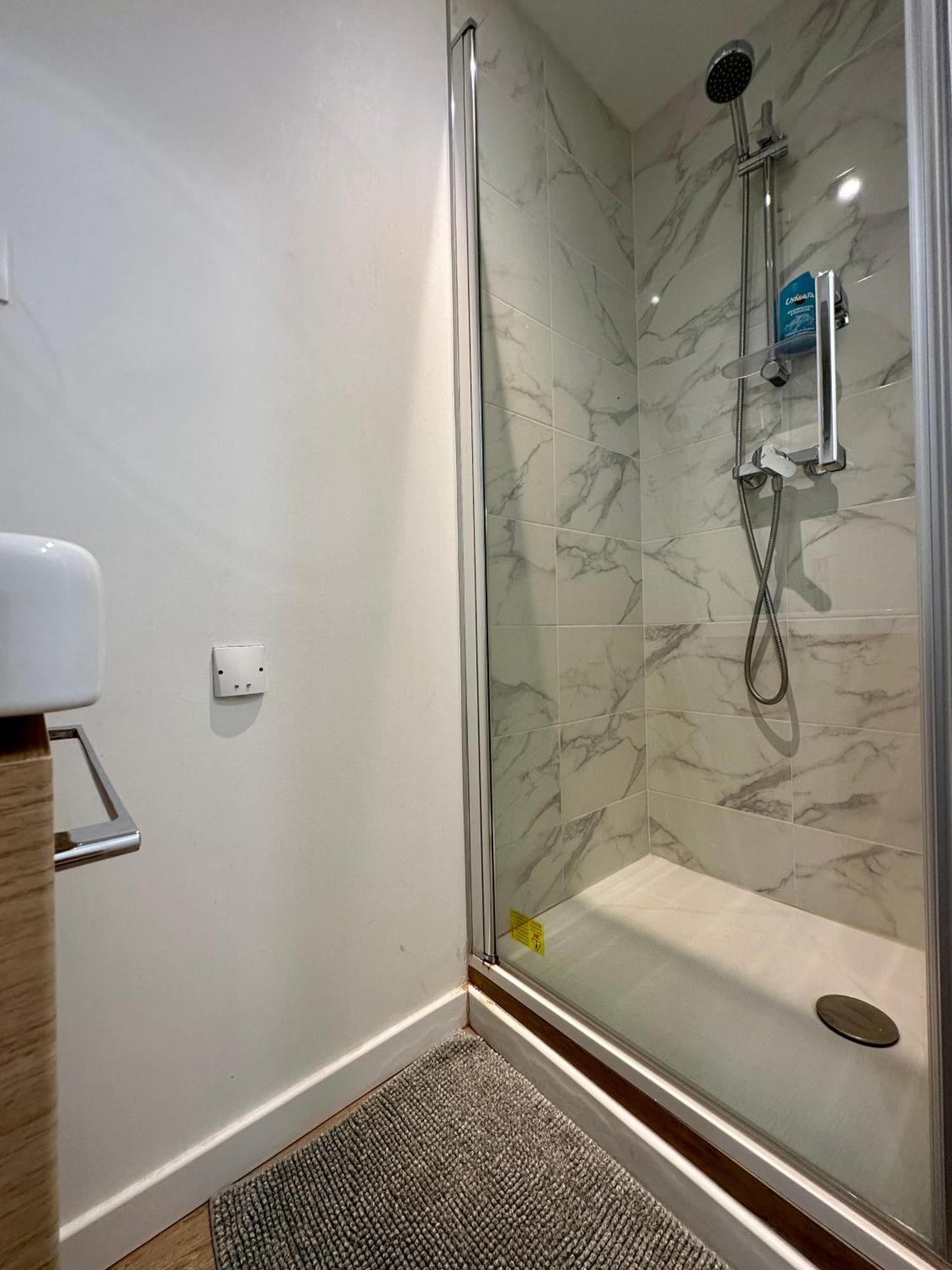 Petra - Appartement Climatise En Hypercentre Reims Ngoại thất bức ảnh